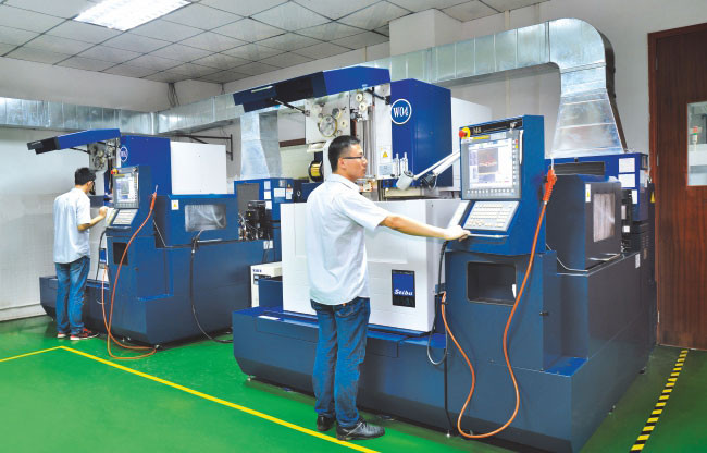 CNC Wire Cutting Machine